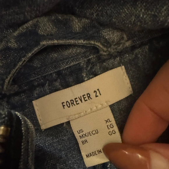 Forever 21 Dolman Quilted Acid Wash Knit Jacket in Wavy Waters - Picture 3 of 8